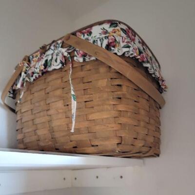Wood basket