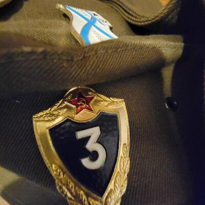 Soviet Union uniform and badges