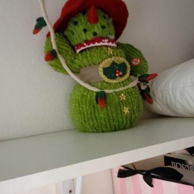 Cactus snowman