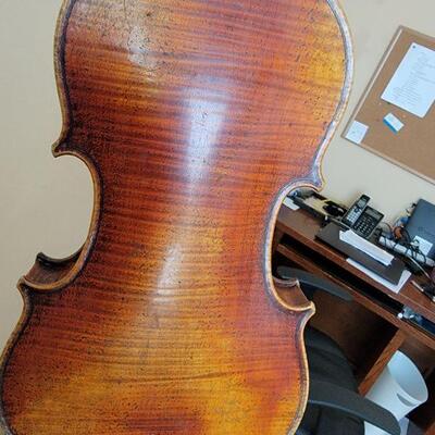 Stradivarius violin detail