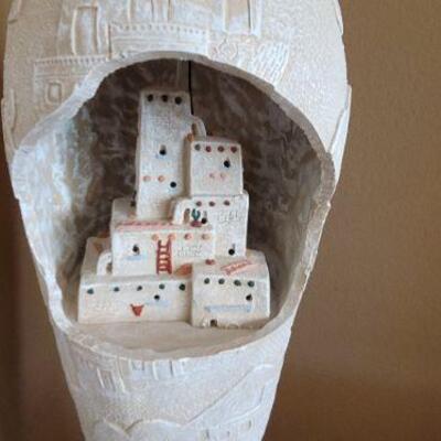 Stone city lamp