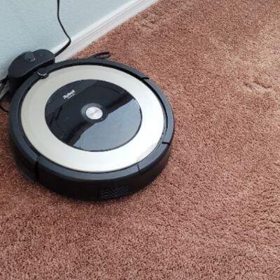 iRobot automatic sweeper