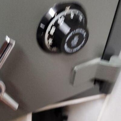 Safety deposit box