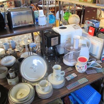Lots of nice kitchen items - utensils, pyrex, corning ware, fire king, vintage dishware, small appliances, etc.