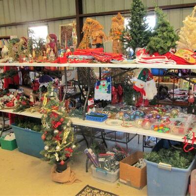 HUGE HOLIDAY SELECTION - Including Christmas, Halloween, Thanksgiving, etc. Also 5 beautiful metal folding bakers racks - won't last...