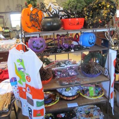 HUGE HOLIDAY SELECTION - Including Christmas, Halloween, Thanksgiving, etc. Also 5 beautiful metal folding bakers racks - won't last...