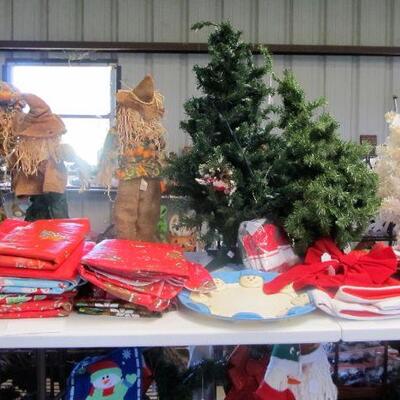 HUGE HOLIDAY SELECTION - Including Christmas, Halloween, Thanksgiving, etc. Also 5 beautiful metal folding bakers racks - won't last...
