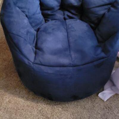 Comfy Pottery Barn teen blue puff chair