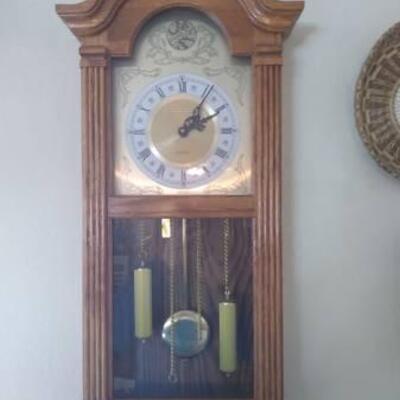 Vintage clock with Authenticity included