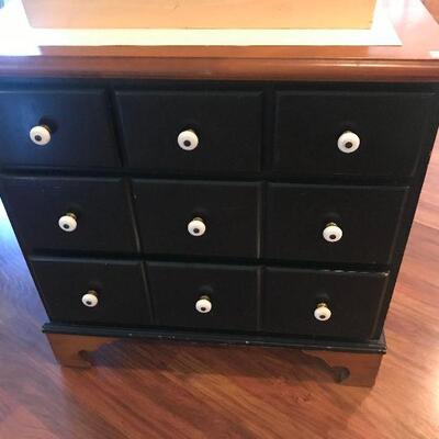 Early American Chest with White Knobs