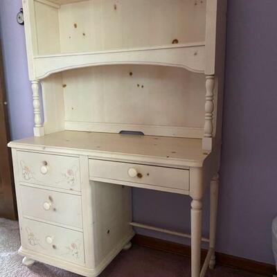 Thomasville Vignettes Hutched Student Desk - 77"H x 42"W x 19"D - $80