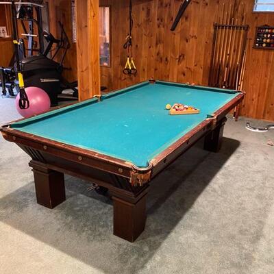 Vintage regulation Pool table  , available accessories , balls , sticks , racks