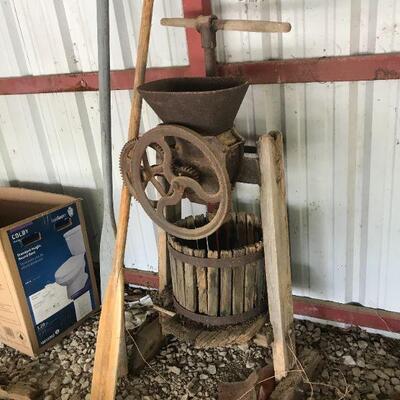 Estate sale photo