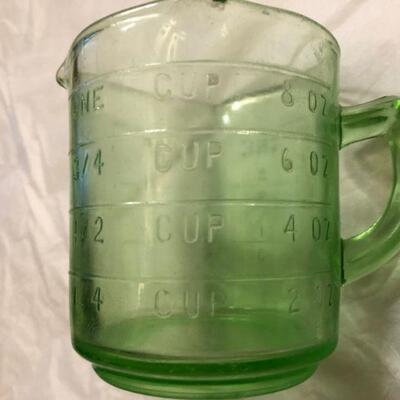 Green Uranium Glass Measuring Cup