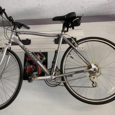 Menâ€™s Marin Larkspur City Series