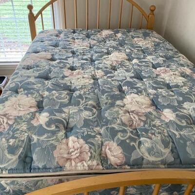 Full size bed, double sided pillow top, excellent condition, no stains