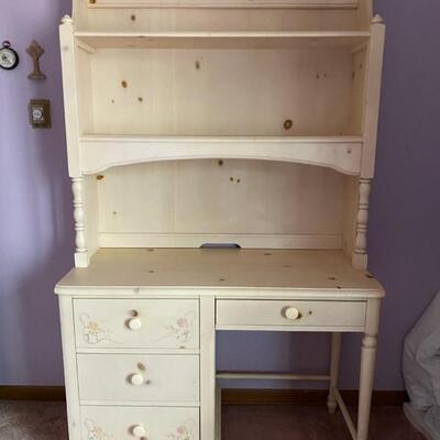 Thomasville Vignettes Hutched Student Desk - 77"H x 42"W x 19"D - $80