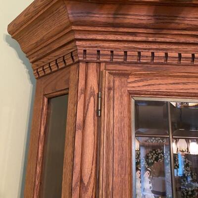 Richardson Brothers Furniture Co. 2PC Lighted - Corner Curio Cabinet W/Leaded Beveled Glass - 80"H x 28"D x 28"W - $140