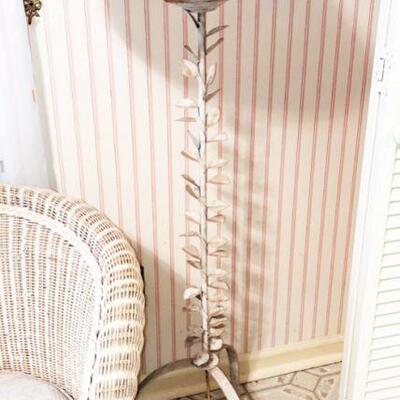 Cream metal floor lamp with leaf design