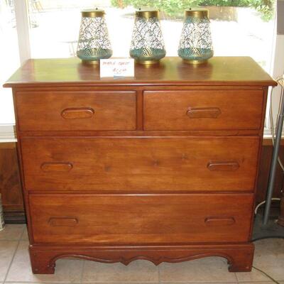 MAPLE CHEST OF DRAWERS  BUY IT NOW $ 55.00