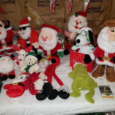Many Musicial Motion Santa Working & Snoopy