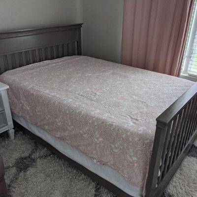 Full size bed (Mattress not for sale)
**Available for Pick up June 19th - 22nd**