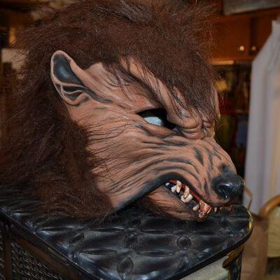 Latex werewolf mask with movable jaw