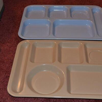 Cafeteria trays