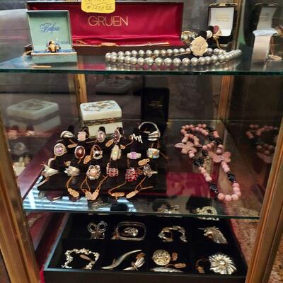 Many sterling rings, pins and more