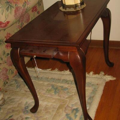 END TABLE    BUY IT NOW $ 85.00   (THERE ARE 2) 