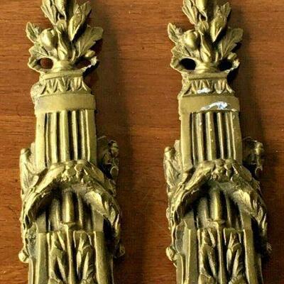 https://www.ebay.com/itm/114835804523	CC0049 PAIR OF BRASS ORNATE DECORATIONS UShip Or local Pickup
