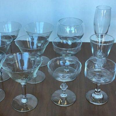 https://www.ebay.com/itm/114835807380	KG0054 LOT OF GLASS STEMWARE 14 PCS Local Pickup
