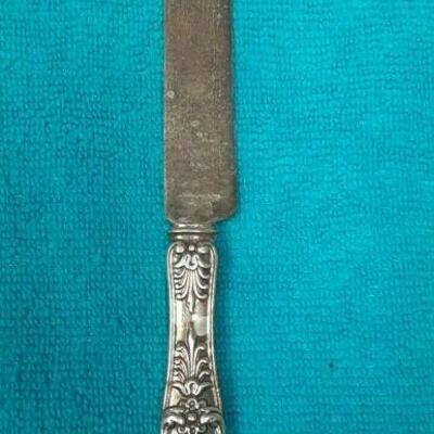 https://www.ebay.com/itm/124758573895	ME3007 USED TIFFANY & CO. STERLING SILVER BUTTER KNIFE ENGLISH KING PATTERN
