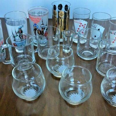 https://www.ebay.com/itm/114835807339	KG0058 LOT OF BAR GLASSES 17 PCS - Kentucky Derby â€¦. Local Pickup
