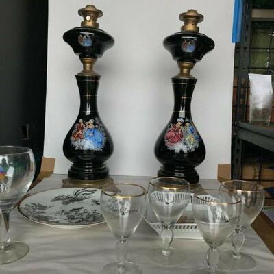 https://www.ebay.com/itm/124755339792	CC7029 Box Lot Of Decor Items Incl Pair of Lamps, Glasses, & Plates
