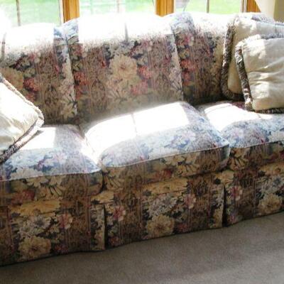 LAZY BOY SOFA COUCH   buy it now $ 145.00                
               matching loveseat   buy it now $ 105.00