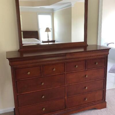 MASTER BEDROOM DRESSER AND MIRROR,   SLEIGH BED FRAME AND 2 NIGHTSTANDS.
