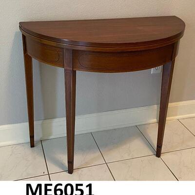 ME6051: Hall Convertible Table
