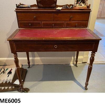ME6005: Antique Writing Desk
