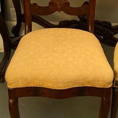 ME6079: Wood Upholstered Accent Chair

