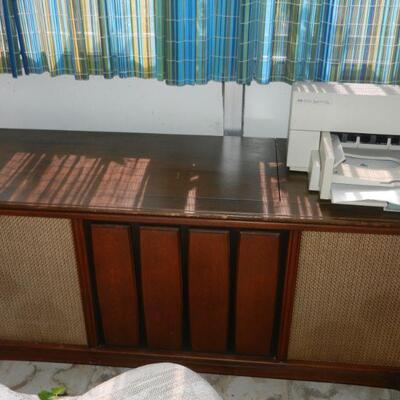 Record and stereo cabinet sylvania