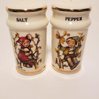 Hummel salt & pepper shakers