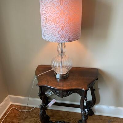 cute lamp and console table