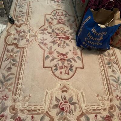 area rug with roses