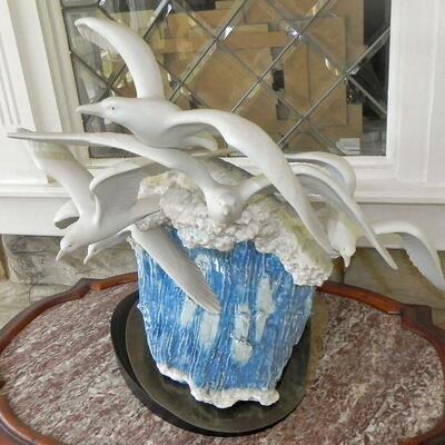 'Seagulls in Flight" Lladro