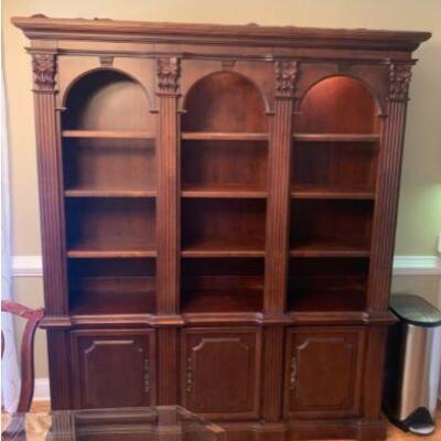 *RESERVE PRICE OF $750* Valued at $1500

This is a beautiful Hooker bookcase featuring ornate carvings and decorative design throughout...