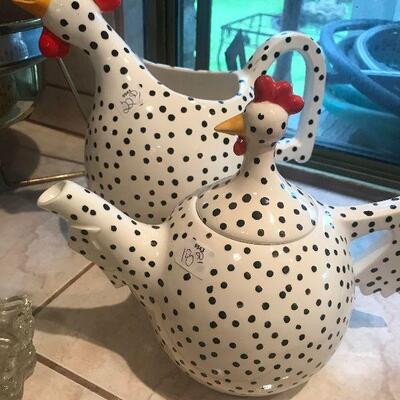 Decorative Chicken Pitcher and Tea pot