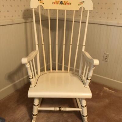 Off white rocker
$45