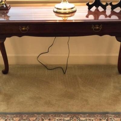 Queen Anne Sofa Table
$80