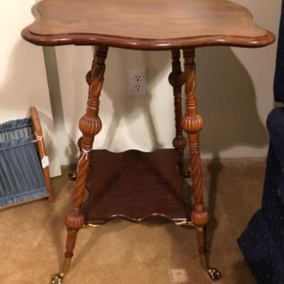 Antique Victorian Cherry claw & ball foot with brass trim side table
$155
